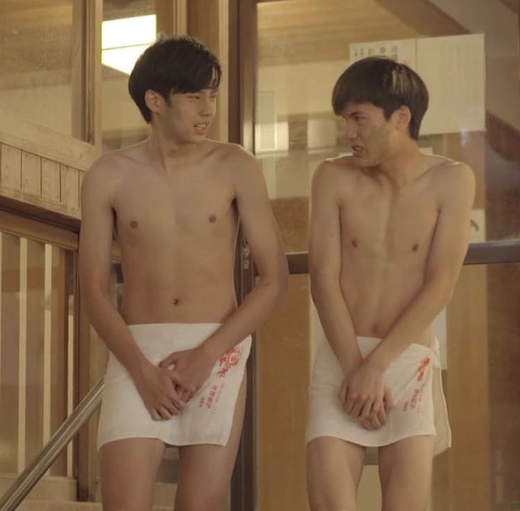 ถอดโชว์เรือนร่าง 2592