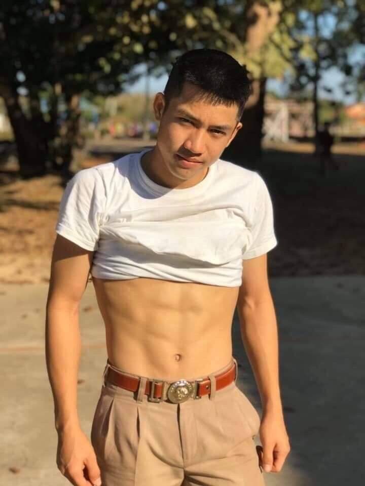 ถอดโชว์เรือนร่าง 2592