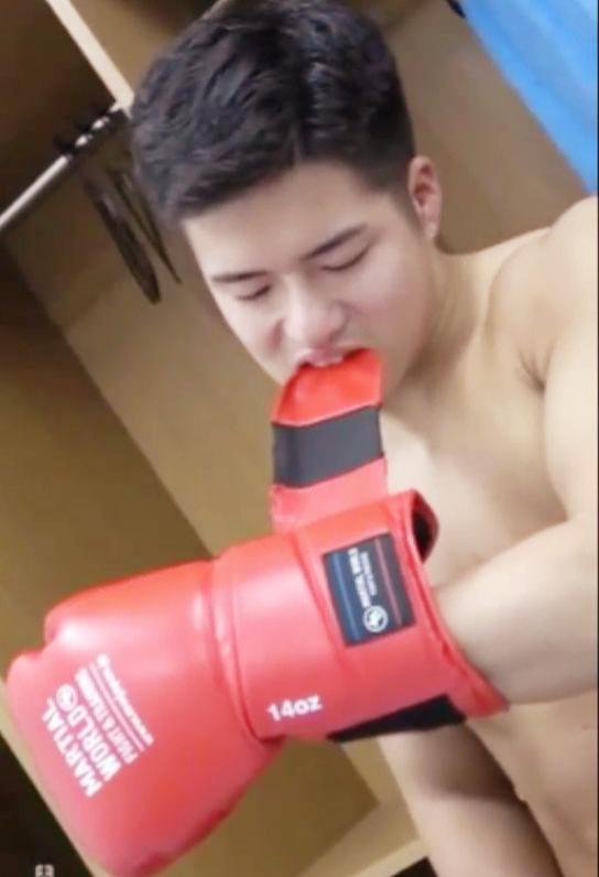 GOH ☆14 &bull;fight club