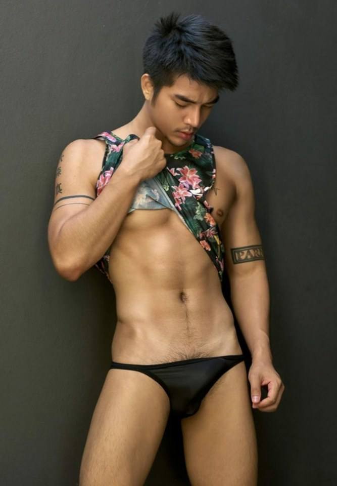 หนุ่มหล่อขึ้นปก 515.2