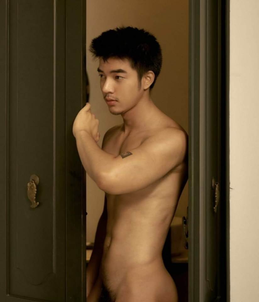 หนุ่มหล่อขึ้นปก 515.3