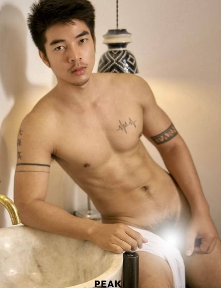 หนุ่มหล่อขึ้นปก 515.3