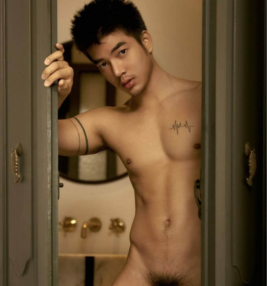 หนุ่มหล่อขึ้นปก 515.3