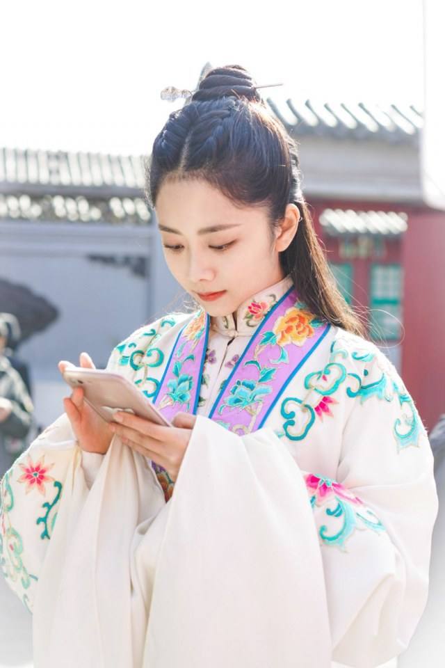 ละคร Jin Yi Zhi Xia 《锦衣之下》 2017