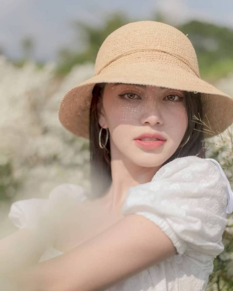 ใหม่​ ดา​วิ​กา​