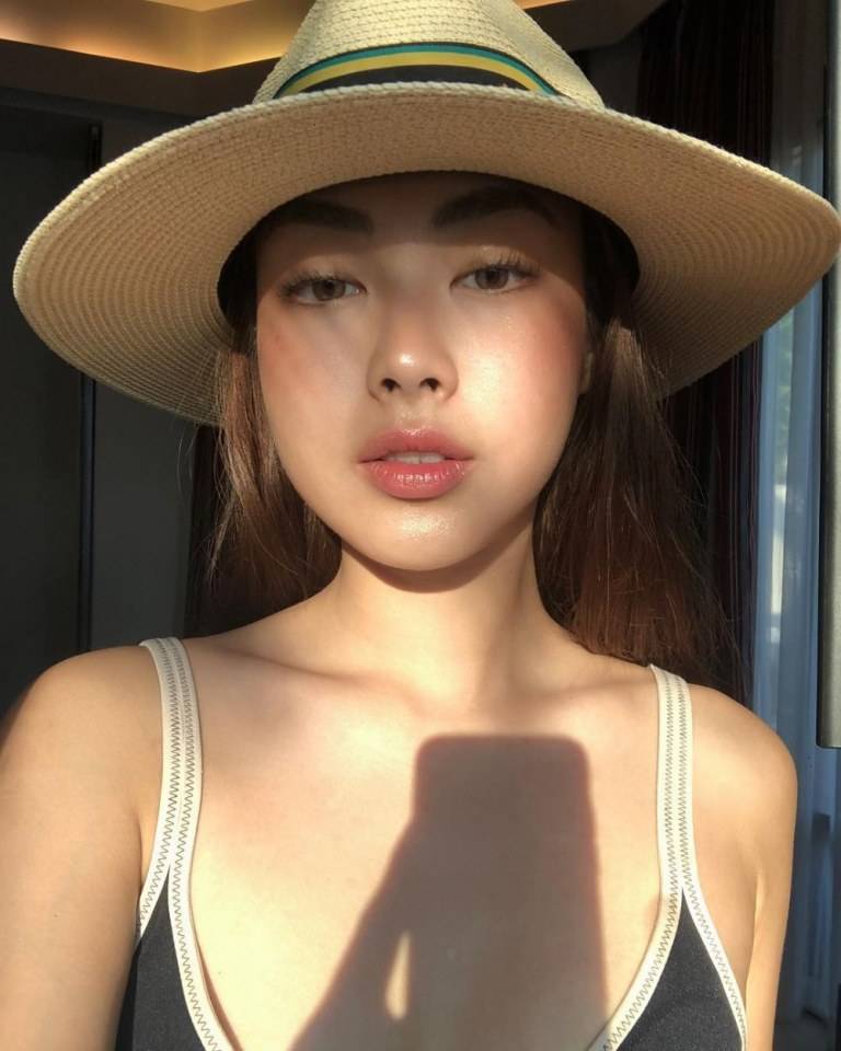 ผักไผ่​ ปารีณา