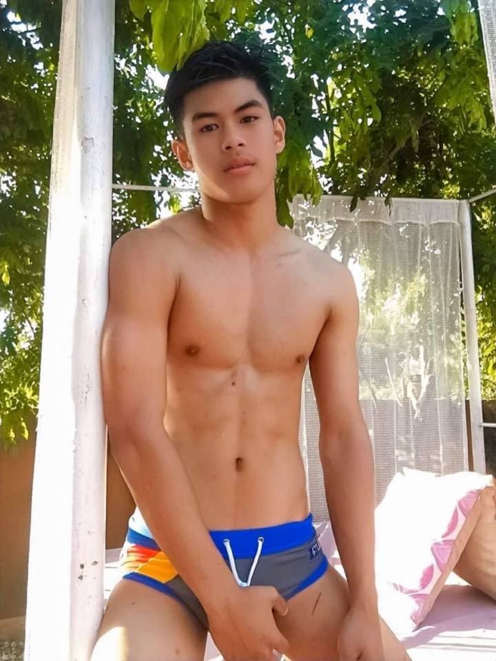 ถอดโชว์คนที่ใช่