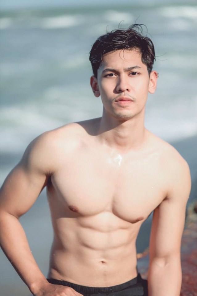 ถอดโชว์คนที่ใช่
