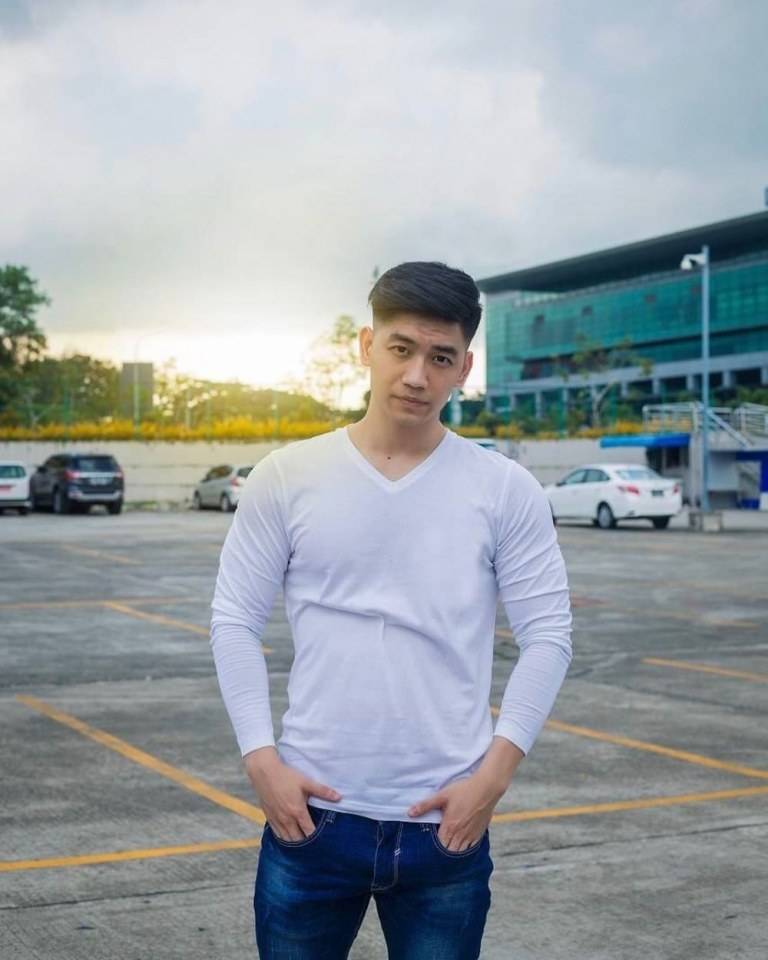 "Linn Maung" นายแบบชาวพม่า เขาหล่อ เขาหล่อมาก
