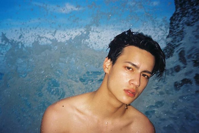 ไอซ์ พาริส ดวงดาวใหม่ในวงการบันเทิง ดังเทียบชั้นซุปตาร์