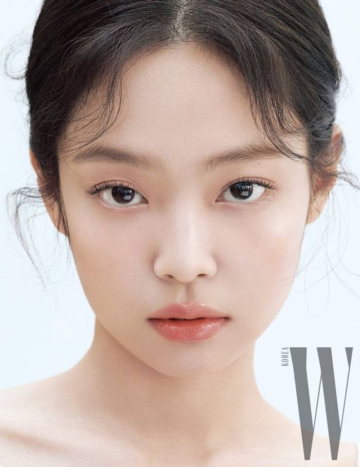 (BLACKPINK) Jennie @ W Korea February 2020