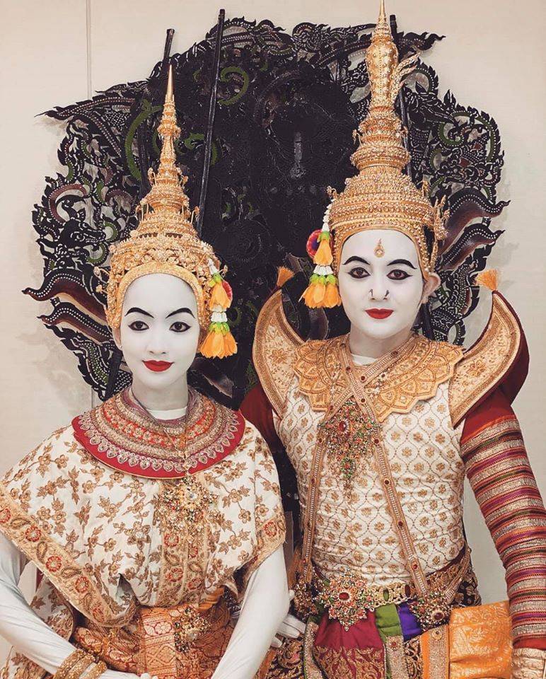 "Thai Human Puppet Performance" หุ่นกระบอกมนุษย์