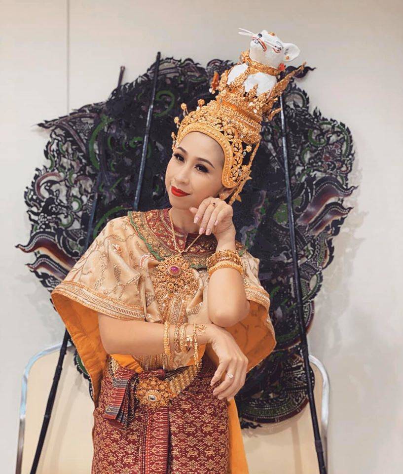 "Thai Human Puppet Performance" หุ่นกระบอกมนุษย์