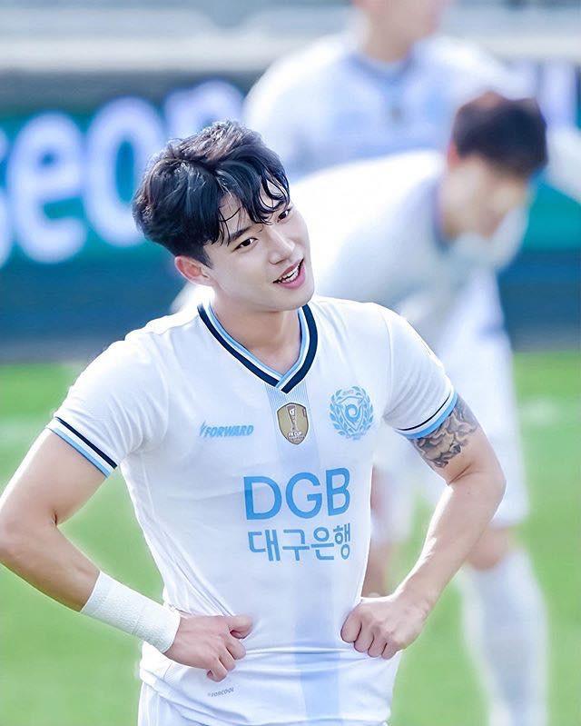 Jeong Seung-won นักฟุตบอลเกาหลี งานดี