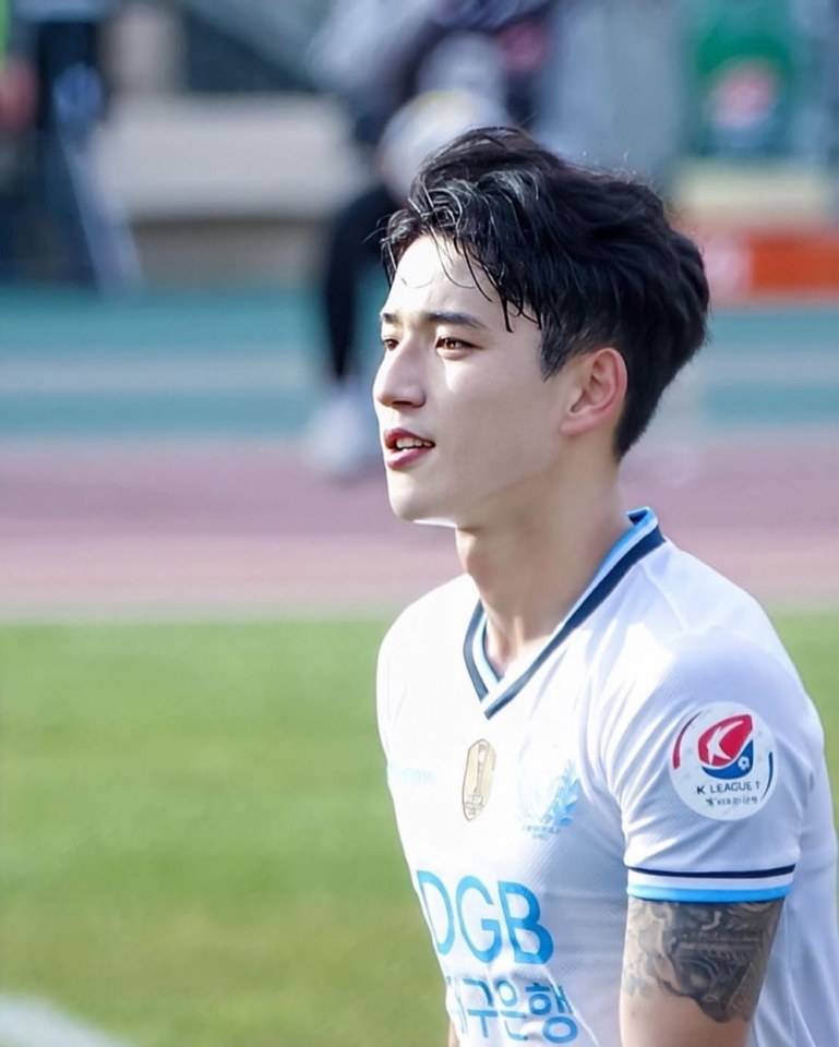 Jeong Seung-won นักฟุตบอลเกาหลี งานดี