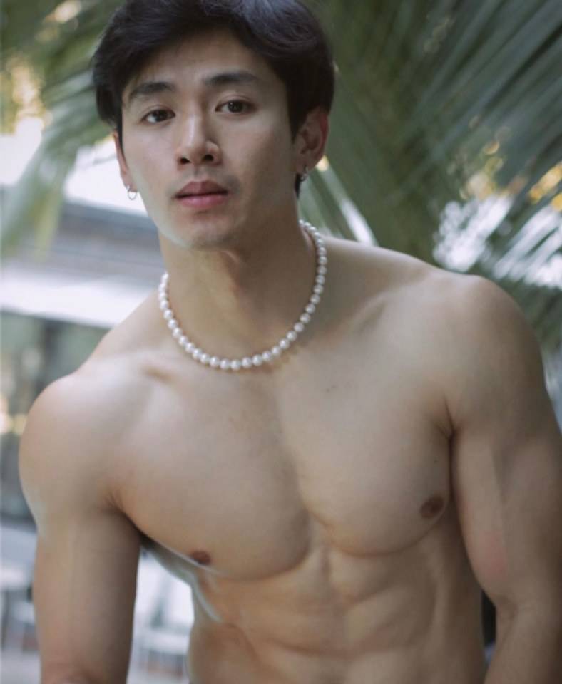 Men with necklace