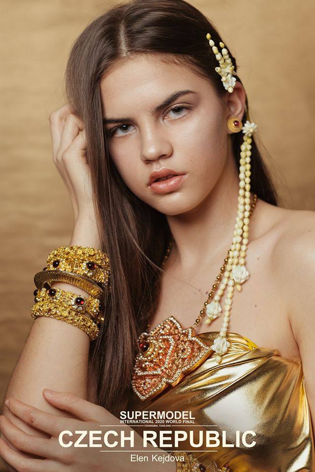 2020 Supermodel International in Thai element.