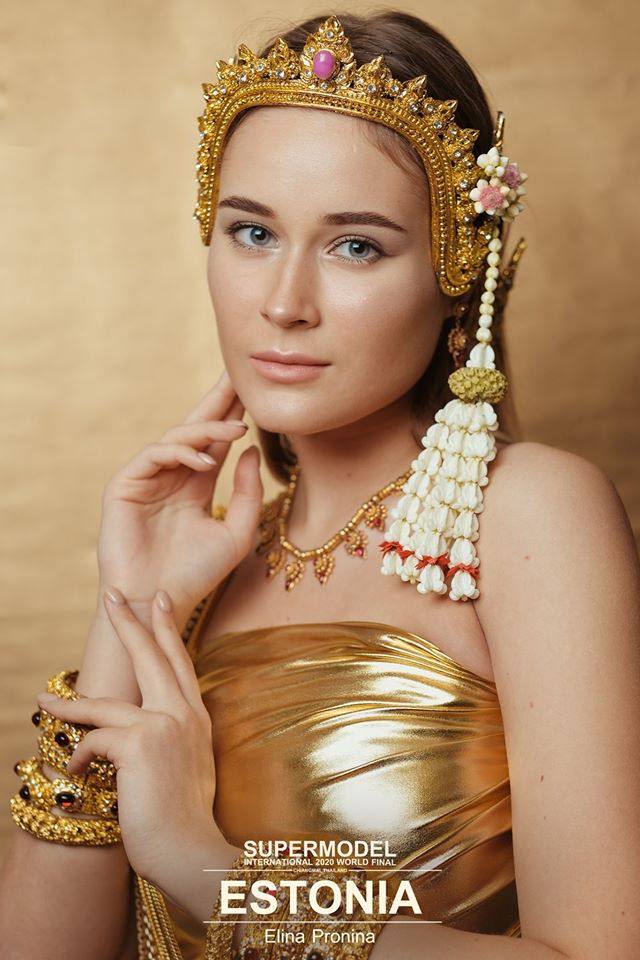 2020 Supermodel International in Thai element.