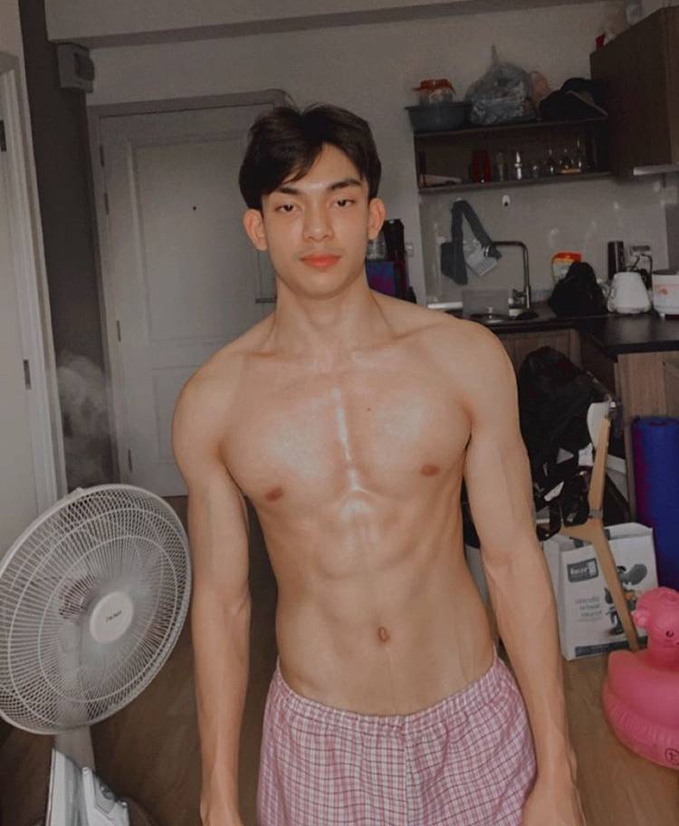 ฟิตเปรี๊ยะ ที่หก