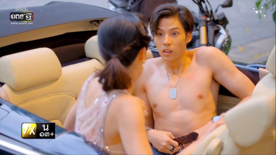 "แบงค์ ธิติ" แซ่บมว๊ากกก #ไปให้ถึงดวงดาว