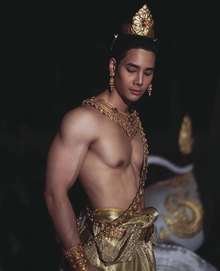 เด่นคุณ น่าหม่ำ