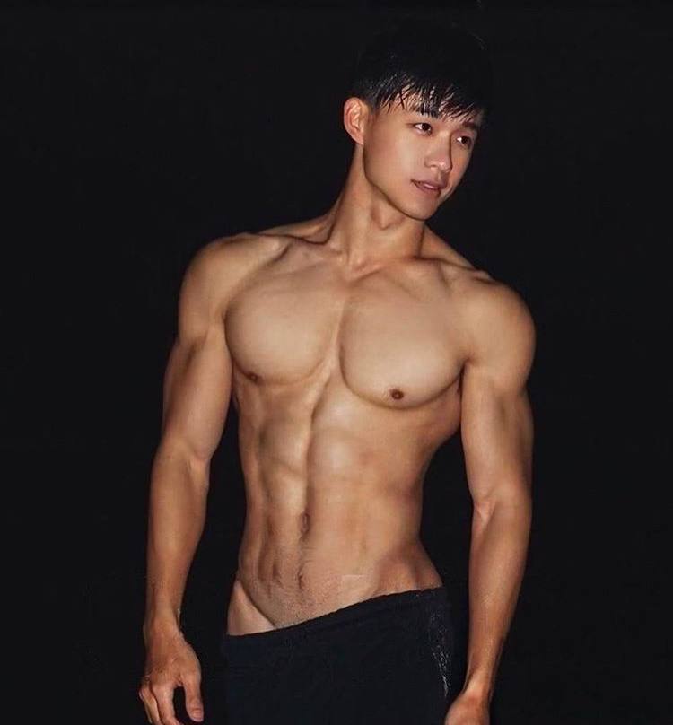 male body 214