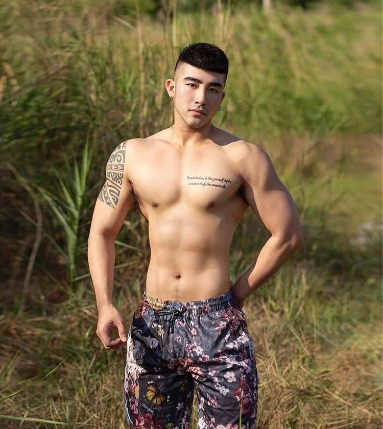 male body 215