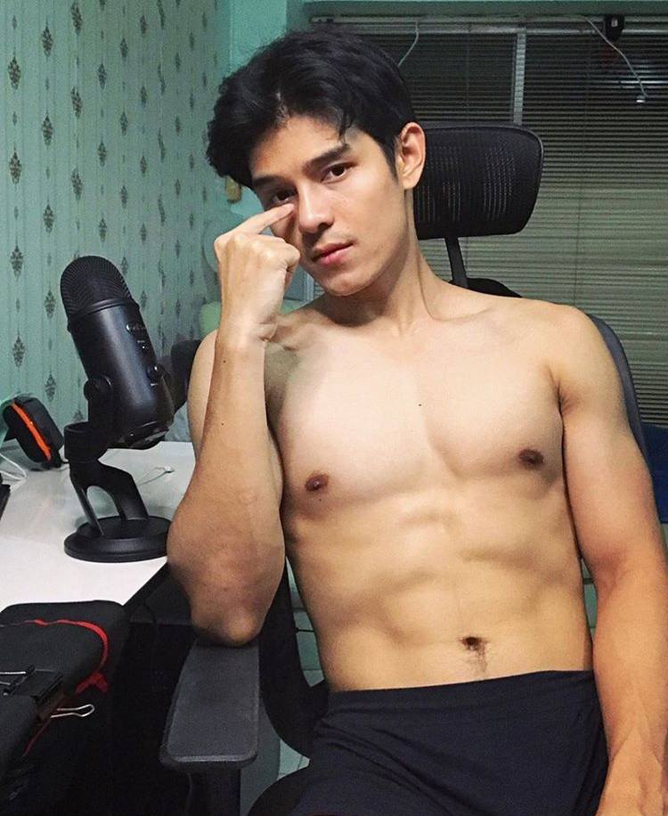 male body 215