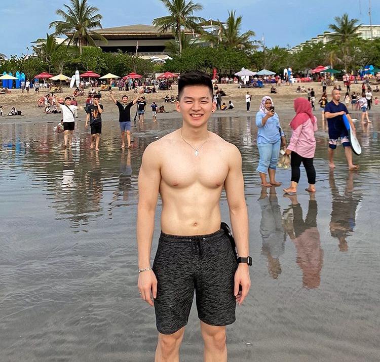 male body 216
