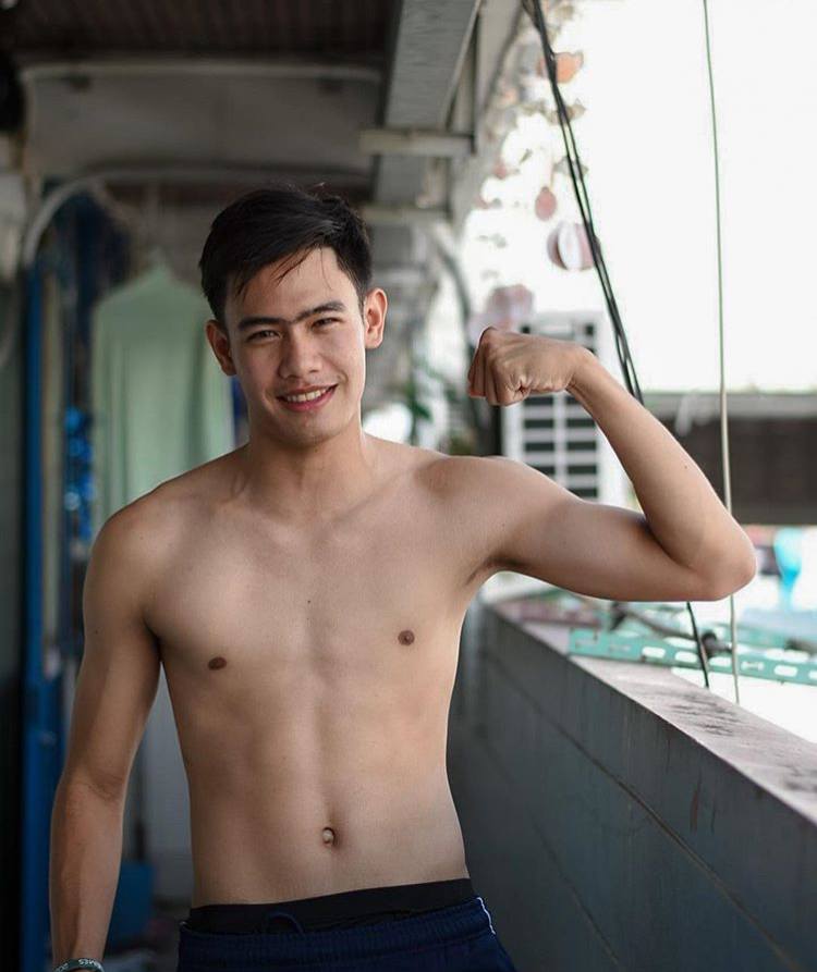 male body 216