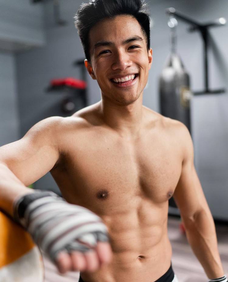 male body 216
