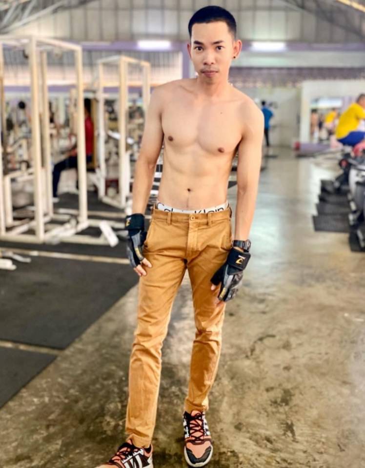 ถอดโชว์เรือนร่าง 2596