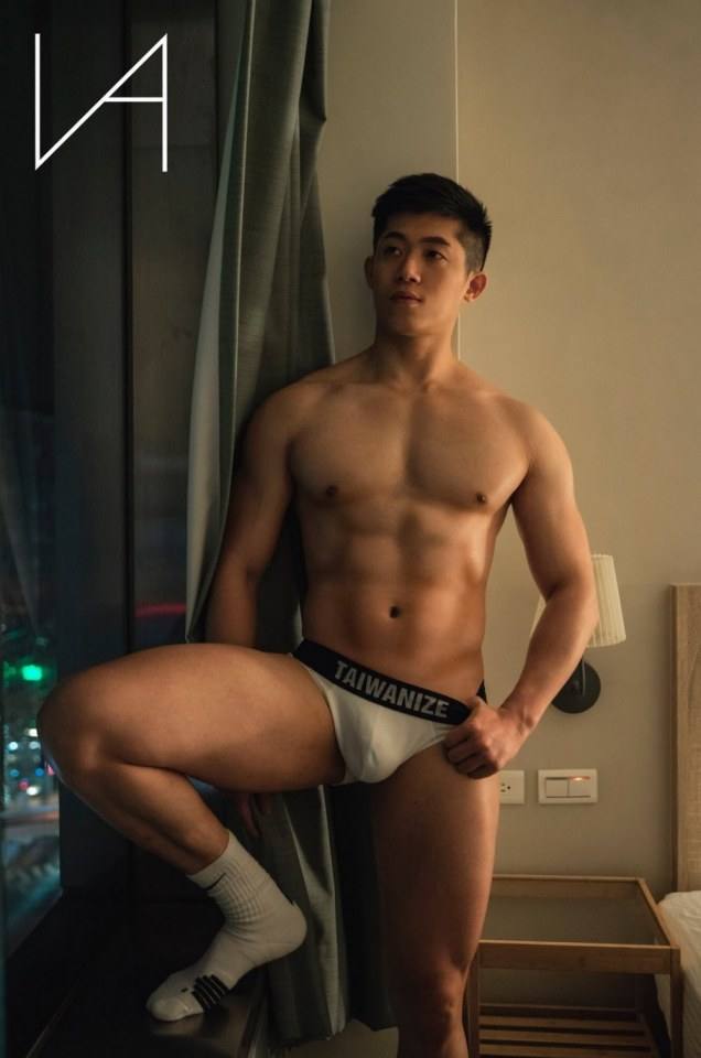 Hot men in underwear 403