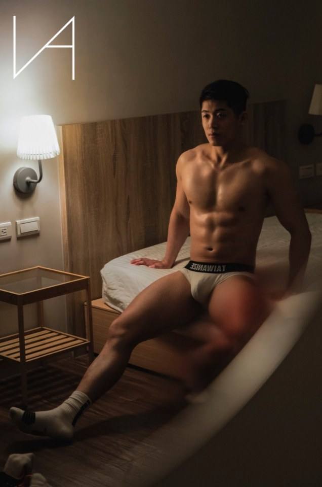 Hot men in underwear 403