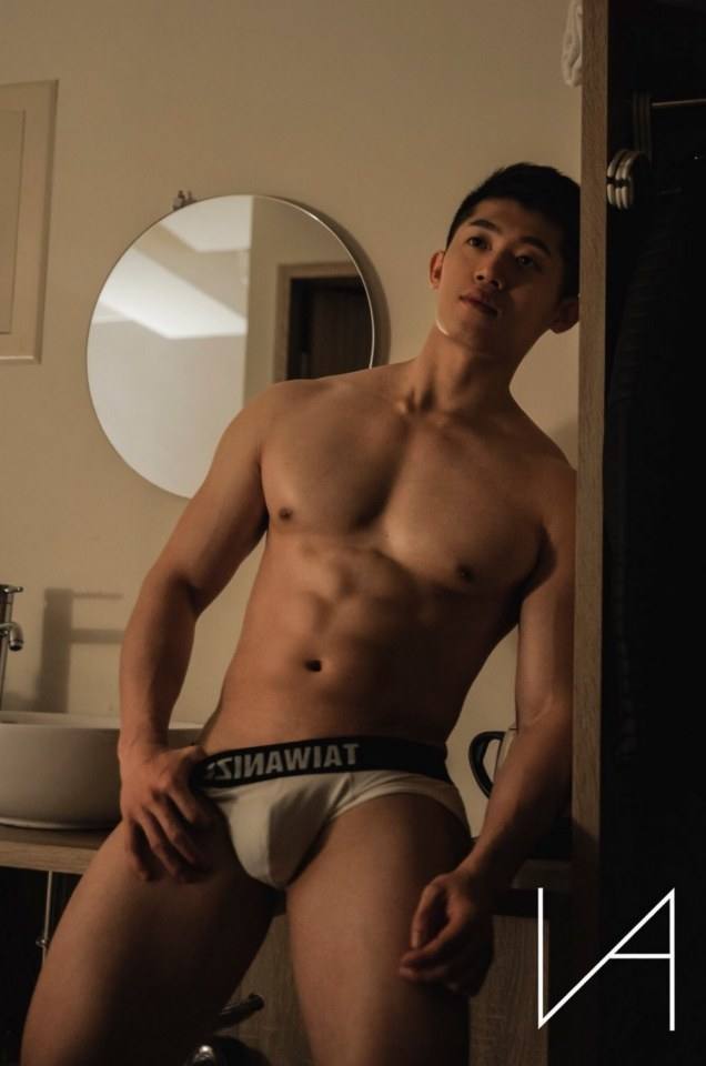 Hot men in underwear 403