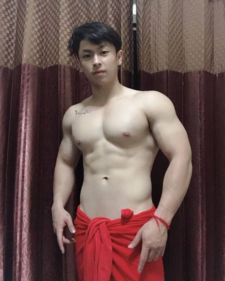 ฟิตเปรี๊ยะ ที่สี่สิบสี่