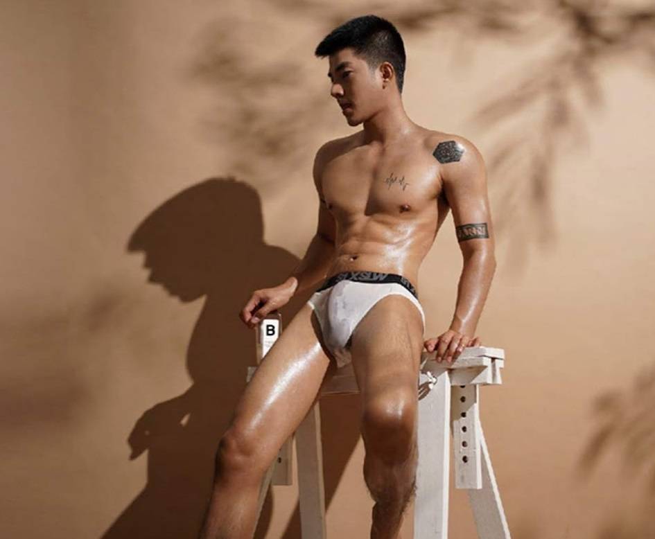 หนุ่มหล่อขึ้นปก 549.1