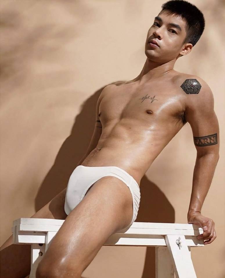 หนุ่มหล่อขึ้นปก 549.1