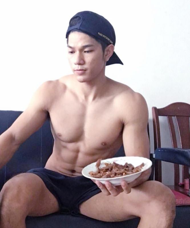 ทำเป็นข่ม..เดี๋ยวจะให้ก้มเก็บสบู่ทั้งคืน