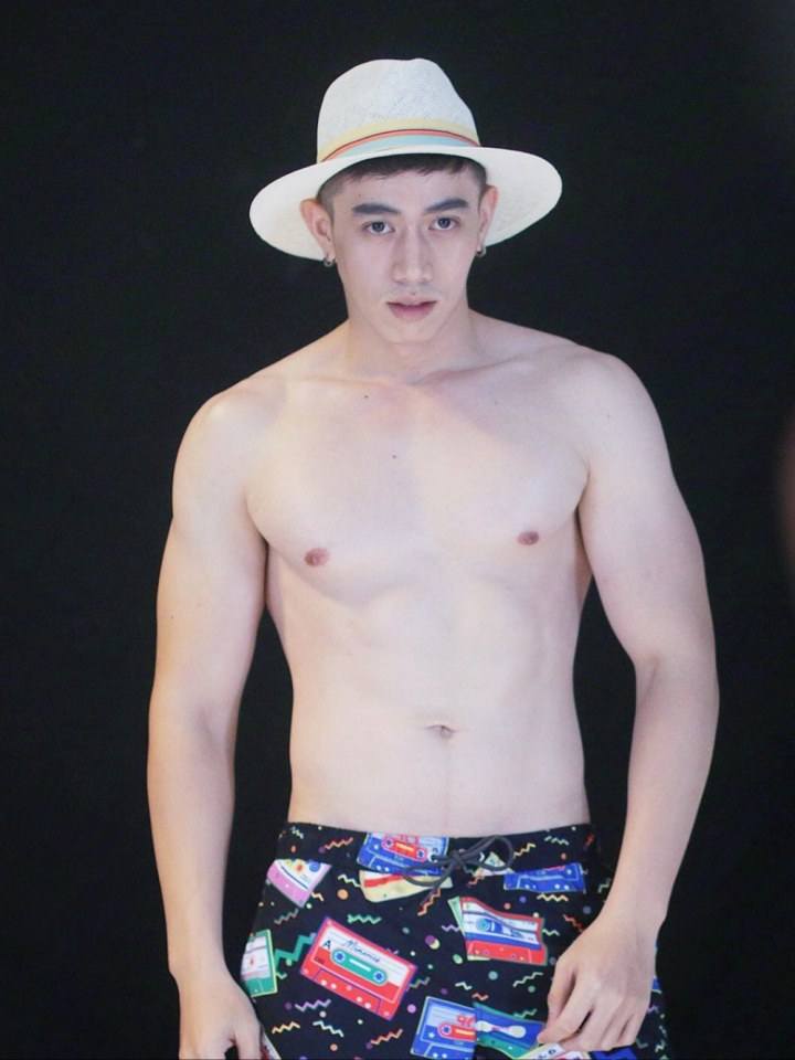 อย่าทำเก๊ก..เดี๋ยวจับเซ๊กส์เลียนแบบหนังเอ๊กซ์ซะเลย