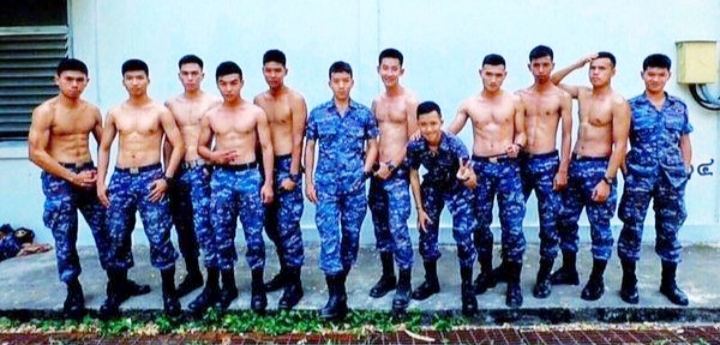 รักครั้งละคน..แต่โดนได้คนละหลายครั้ง