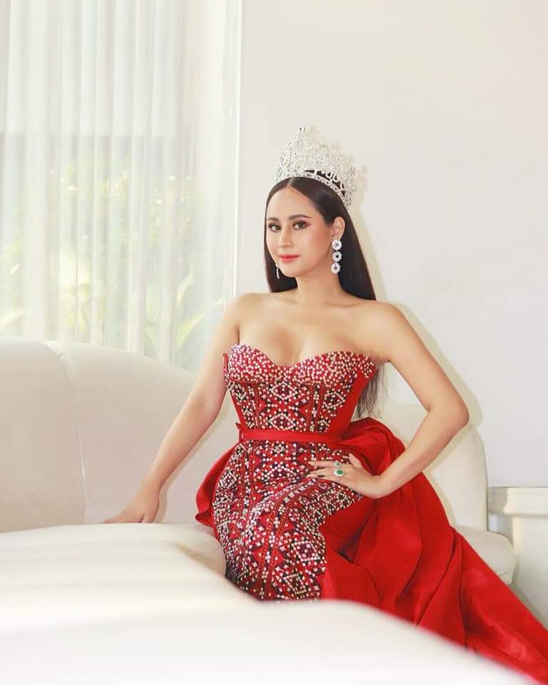 สวยไม่แพ้ชะนี ! น้ำแข็ง วู้ดดี้ ชีงดงามมาก