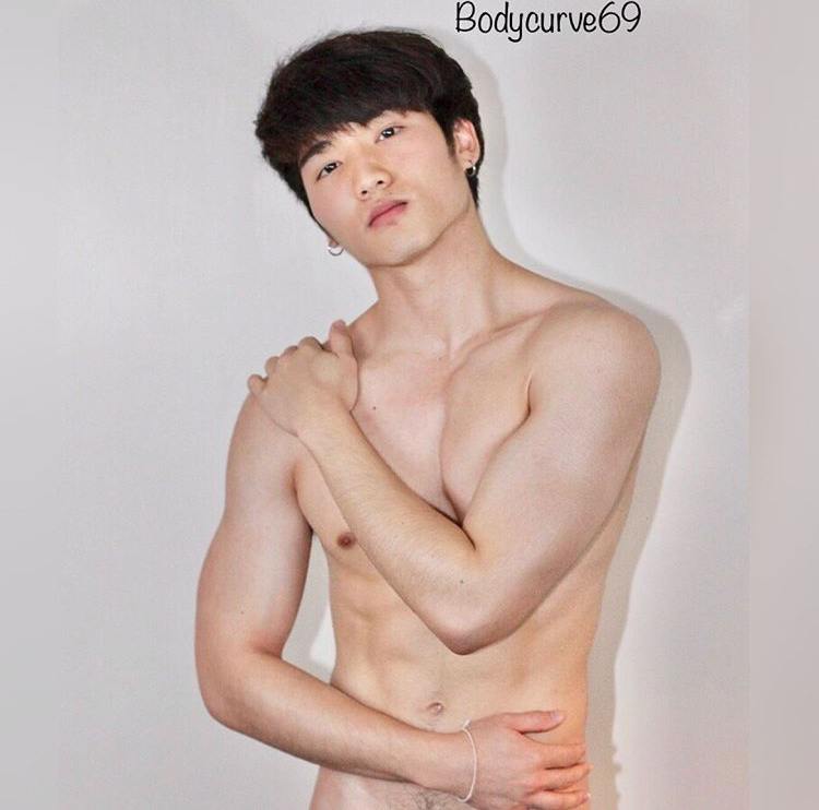 หนุ่มน้อยวัยละอ่อน