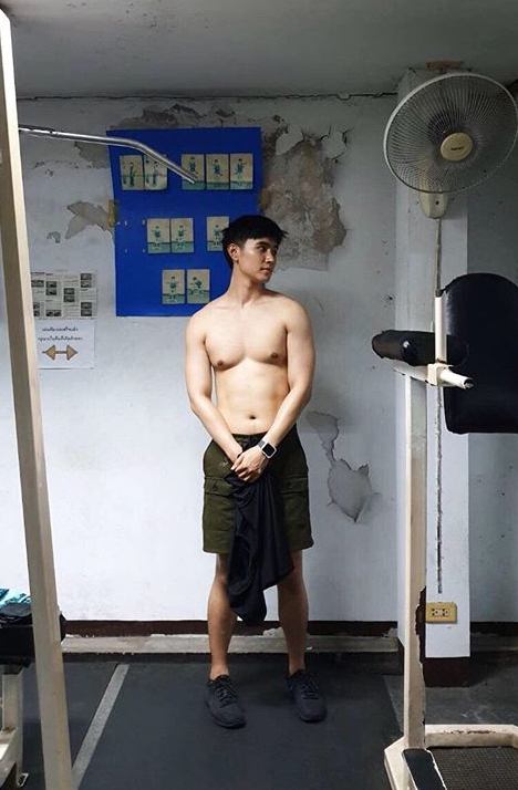 ถอดโชว์เรือนร่าง 2599