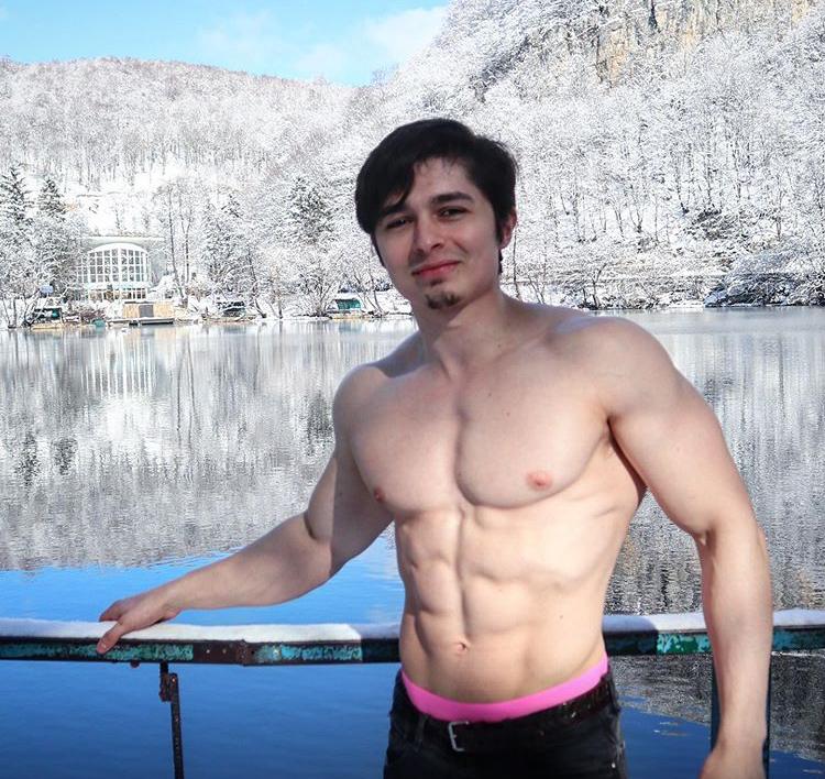 ถอดโชว์เรือนร่าง 2603