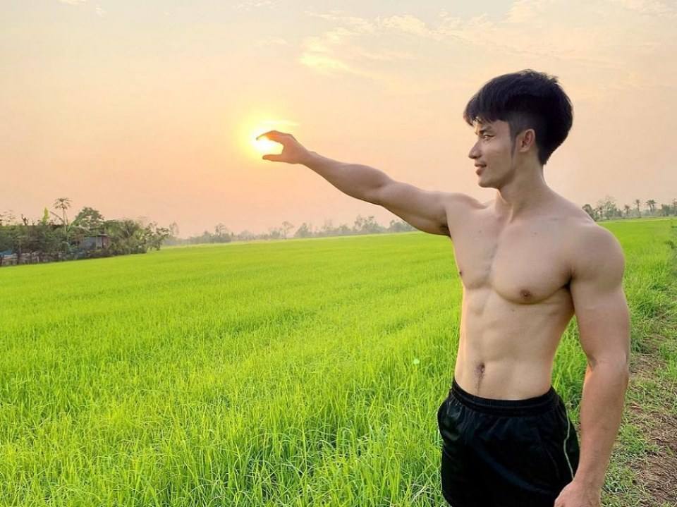 ทุ่งนาขาวจังค่ะ
