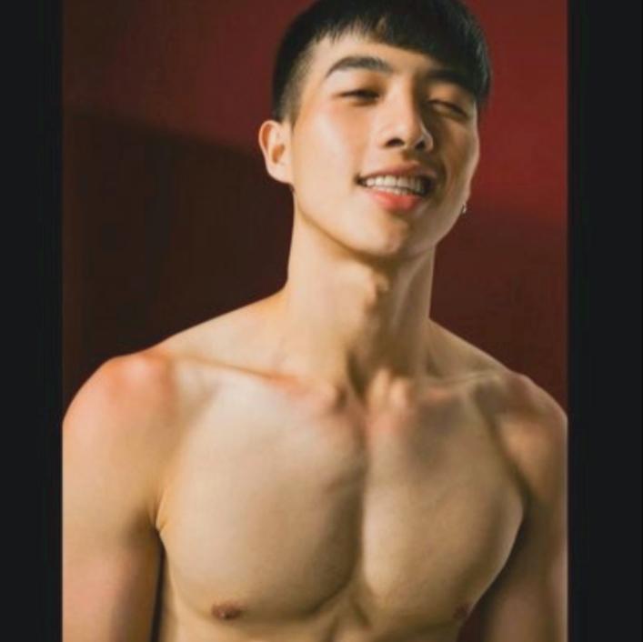 น่าซั่ม(ซ้ำๆ)ทุกคนเลย..