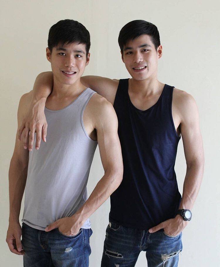 เปิดวาร์ป แฝดหนุ่มน้อย หุ่นแซ่บ @pongpunthetwin