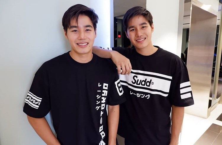 เปิดวาร์ป แฝดหนุ่มน้อย หุ่นแซ่บ @pongpunthetwin