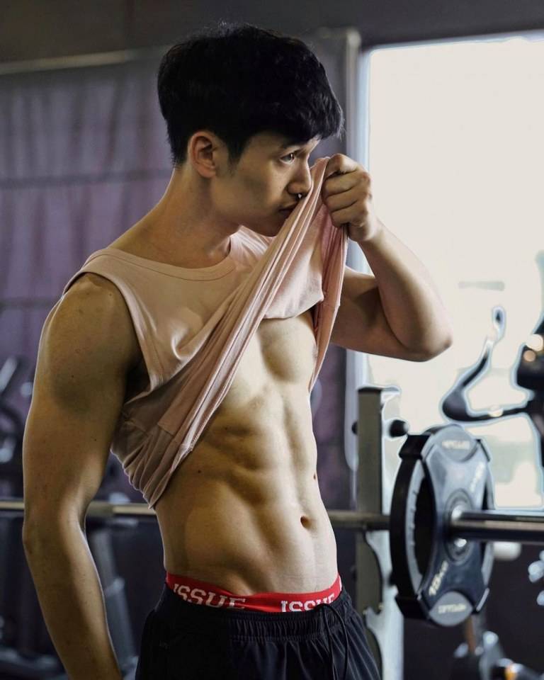 เขาหล่อ เขาหล่อมาก งานดีสุดๆ @j_ji